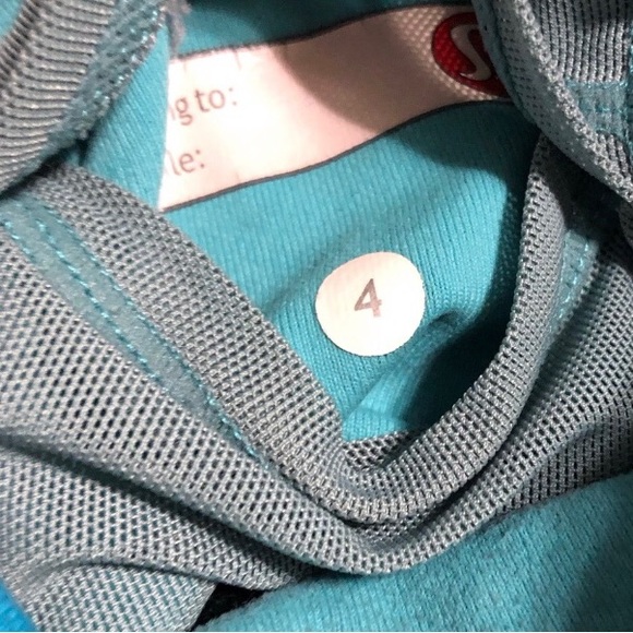 Lululemon Shorts (Ladies) - Picture 4 of 5